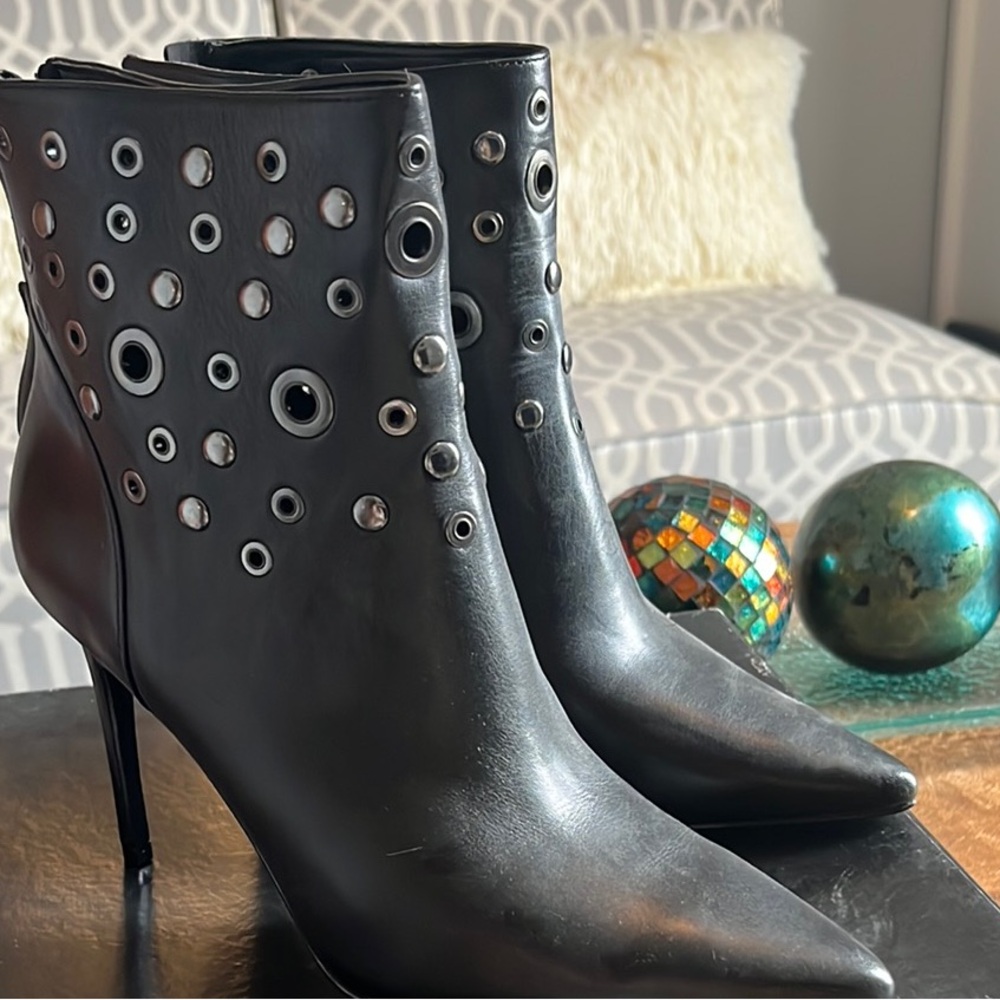 Nine West Black Stiletto Heeled Boots with Eyelet Accents